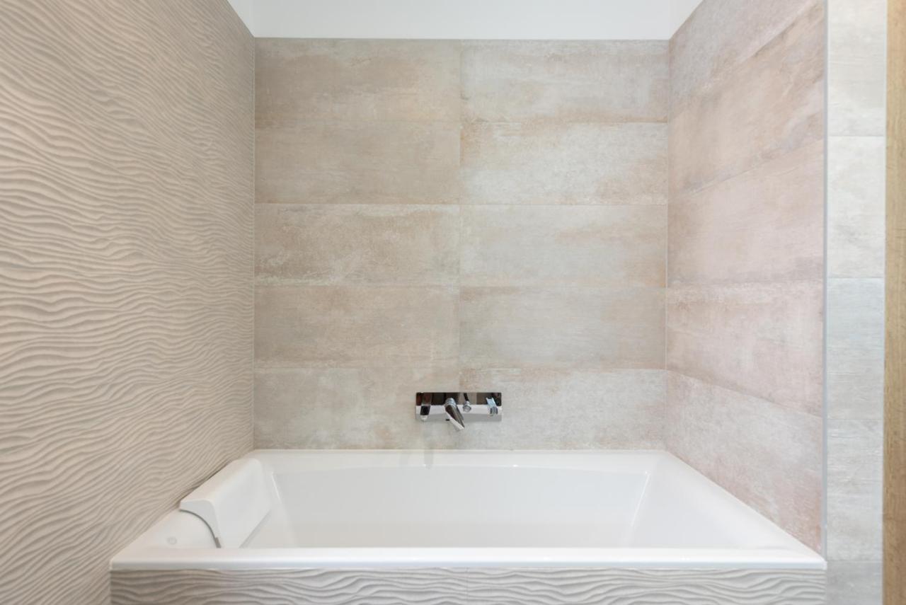Luxury Apartment With A Balcony And A Terrace Prague Ngoại thất bức ảnh