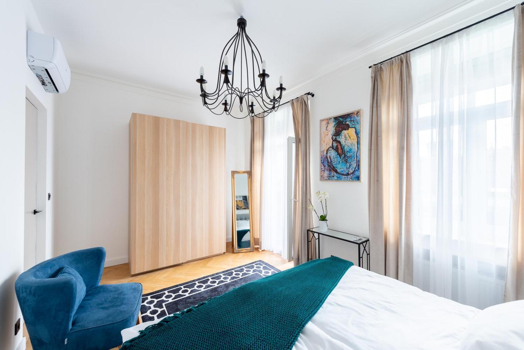 Luxury Apartment With A Balcony And A Terrace Prague Ngoại thất bức ảnh