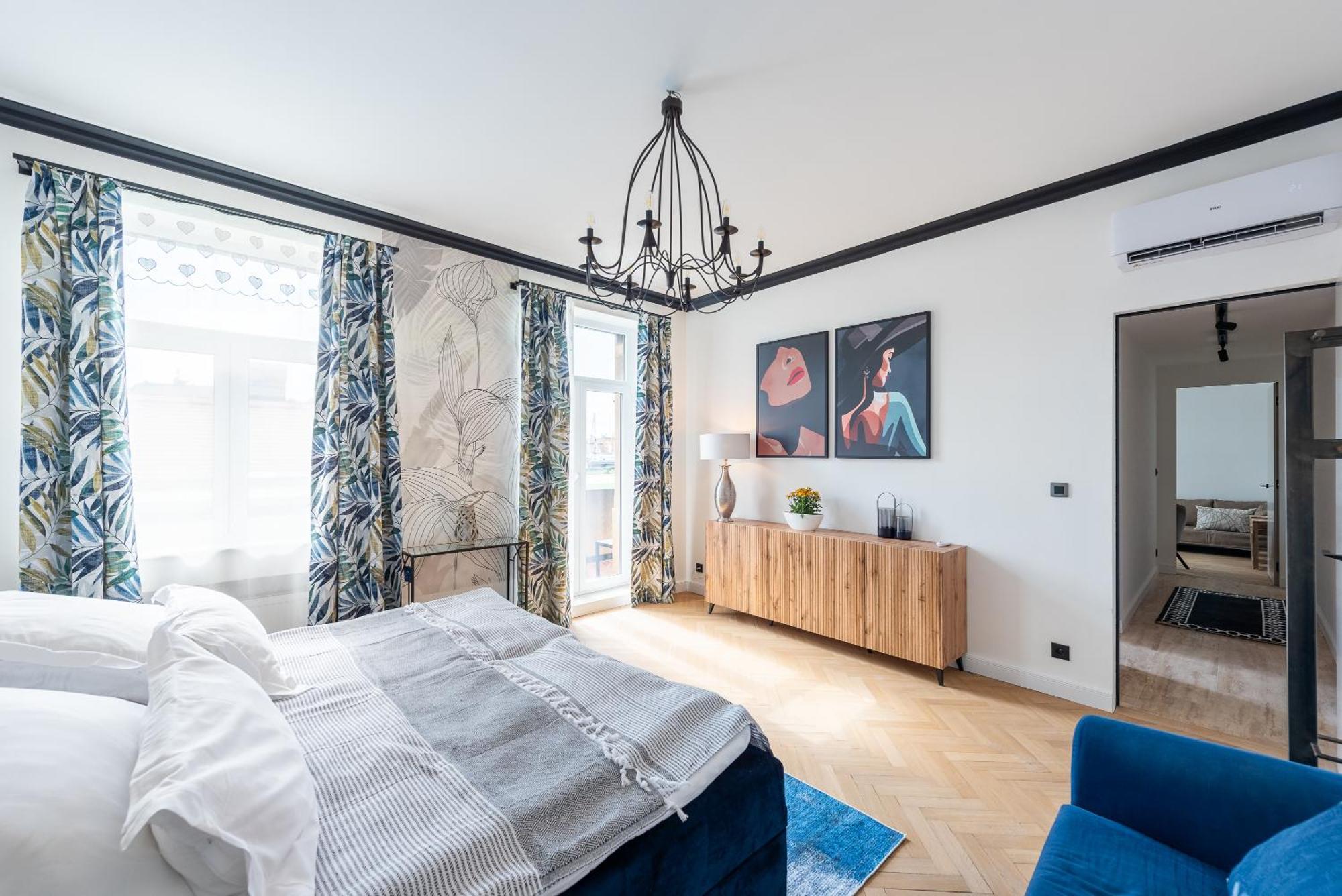 Luxury Apartment With A Balcony And A Terrace Prague Ngoại thất bức ảnh