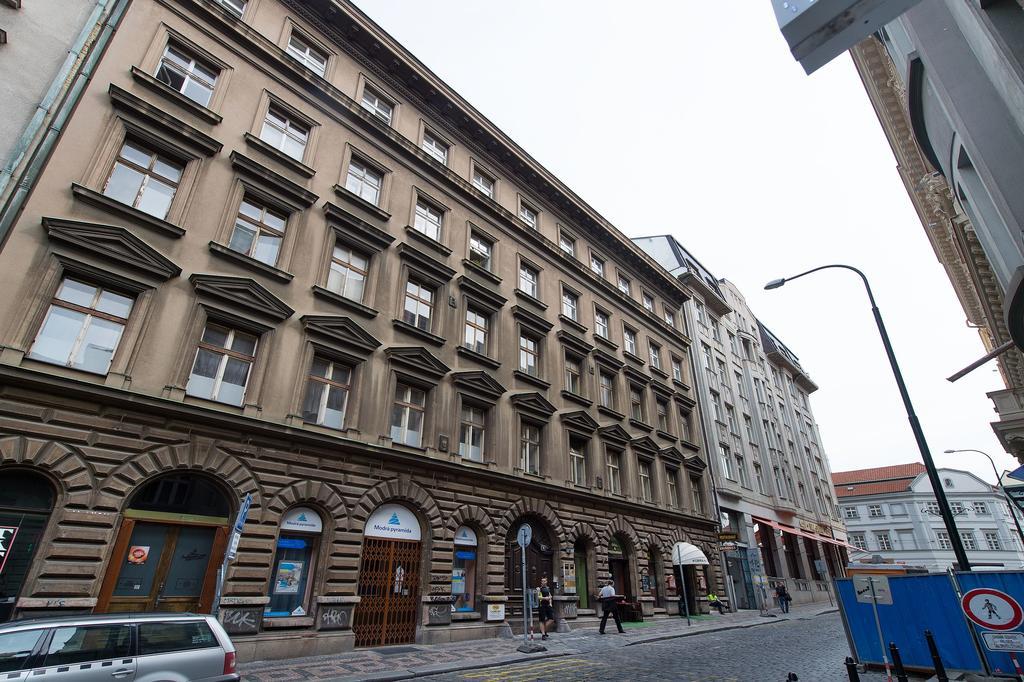 Luxury Apartment With A Balcony And A Terrace Prague Ngoại thất bức ảnh